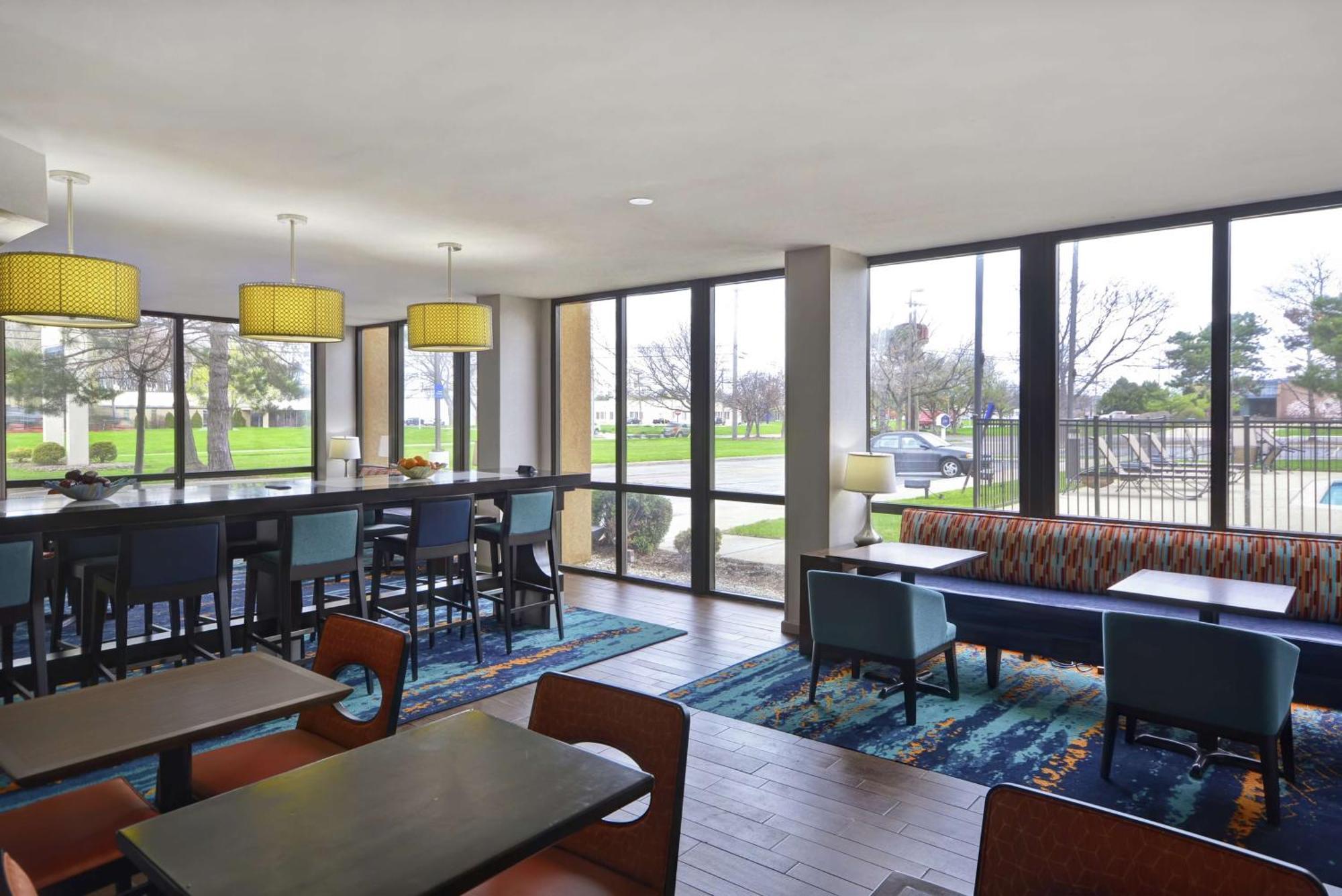 Hampton Inn Detroit Madison Heights South Troy Exteriör bild